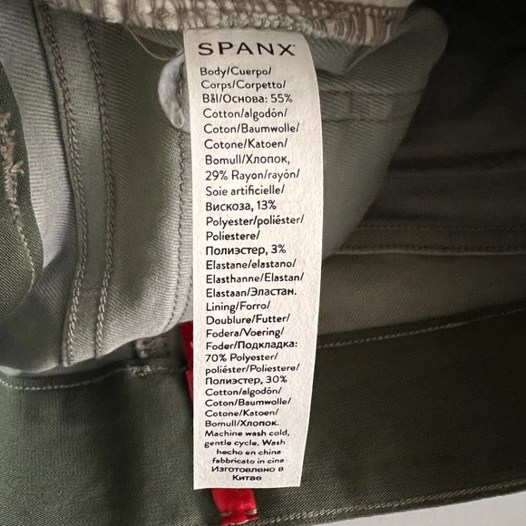 NWT Spanx Camouflage Stretch Twill Ankle Cargo Pants Size Medium Tall - Picture 6 of 8